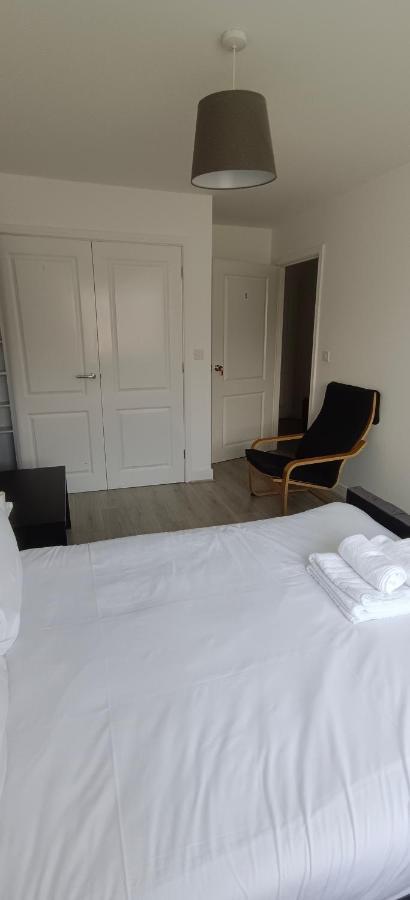 Free Car Park And Walk To Coop, Etihad, Piccadilly Manchester Bagian luar foto